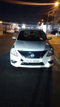 سني نيسان هندي موديل 2024رقم بغداد. بسمي سيارة ماشية 40الف  السعر 120و...