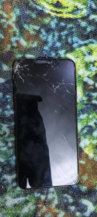 آيفون اكس ماكس • ذاكرة ٥١٢ • ضهر مكسور