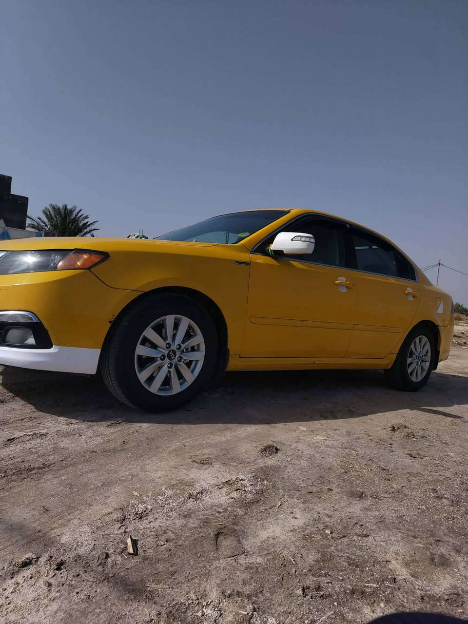 سلام عليكم اوبتيما مديل 2010 مريكي مكفوله ماعده بنيد مبدل فقط والباق مكفول مكينه وكير وحداديه وتبريد وتخم تاير رقم نكليزي بسمي مصفره هيه وقرامان مكاني ‏‪***********‬‏السماوه السوير السعر 115وبيه مجال
