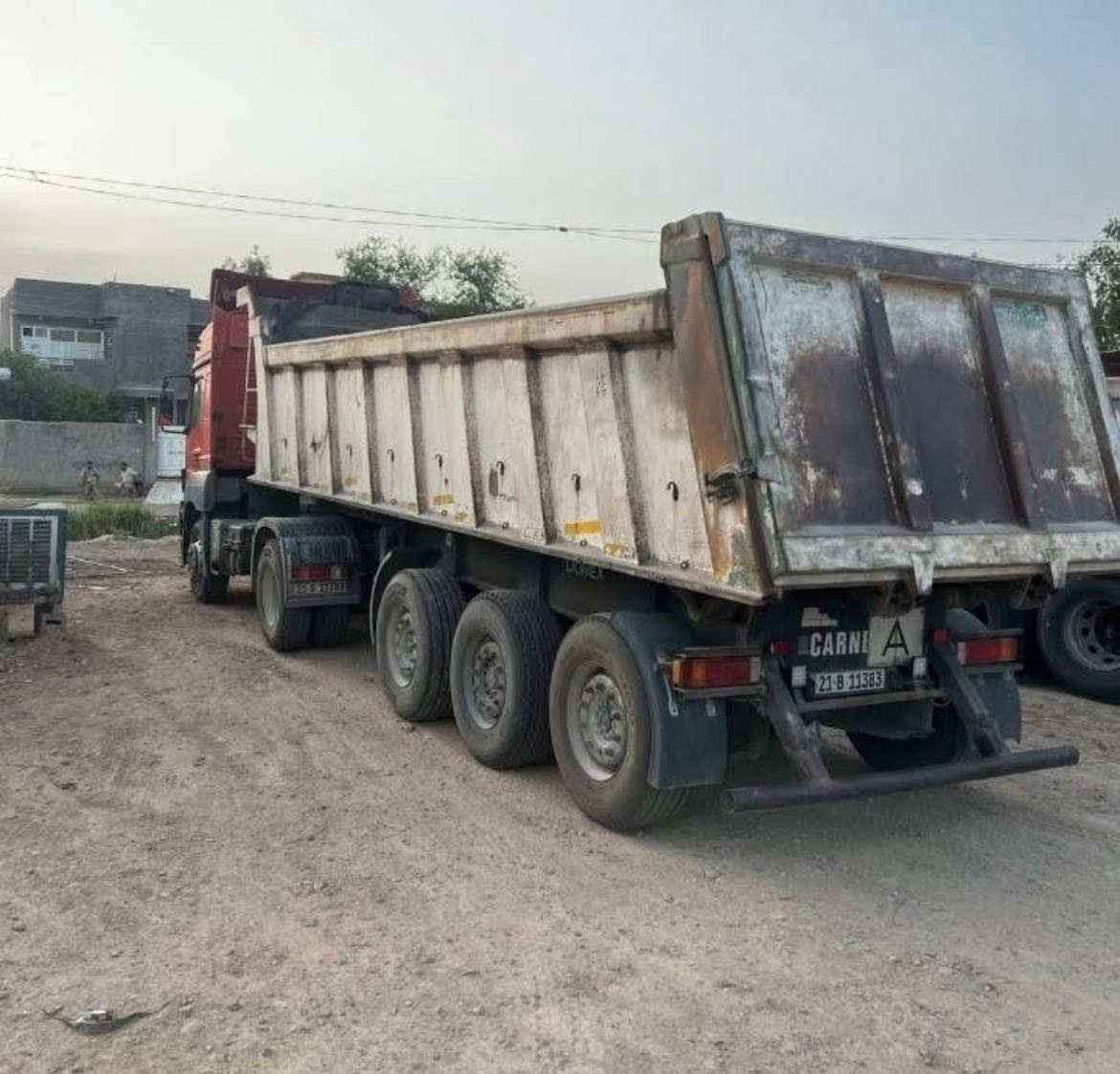 سلام عليكم أكسور دمعه 2005سياره سليمانيه دولى
سنويه لل ٢٠٢٩ تعويل مباشر
السياره مكفوله من الصبغ والفطروالجكه العربانه مربوطه سياره راس والعربانه المانيات 
عربانه تاك تاير جوبليس العربانه ٣محاور سياره خيرمن الله بل شغل سعر السياره ٢٣٠ورقه بيهامجال 
العنوان  أربيل 
ت*********** وتساب
