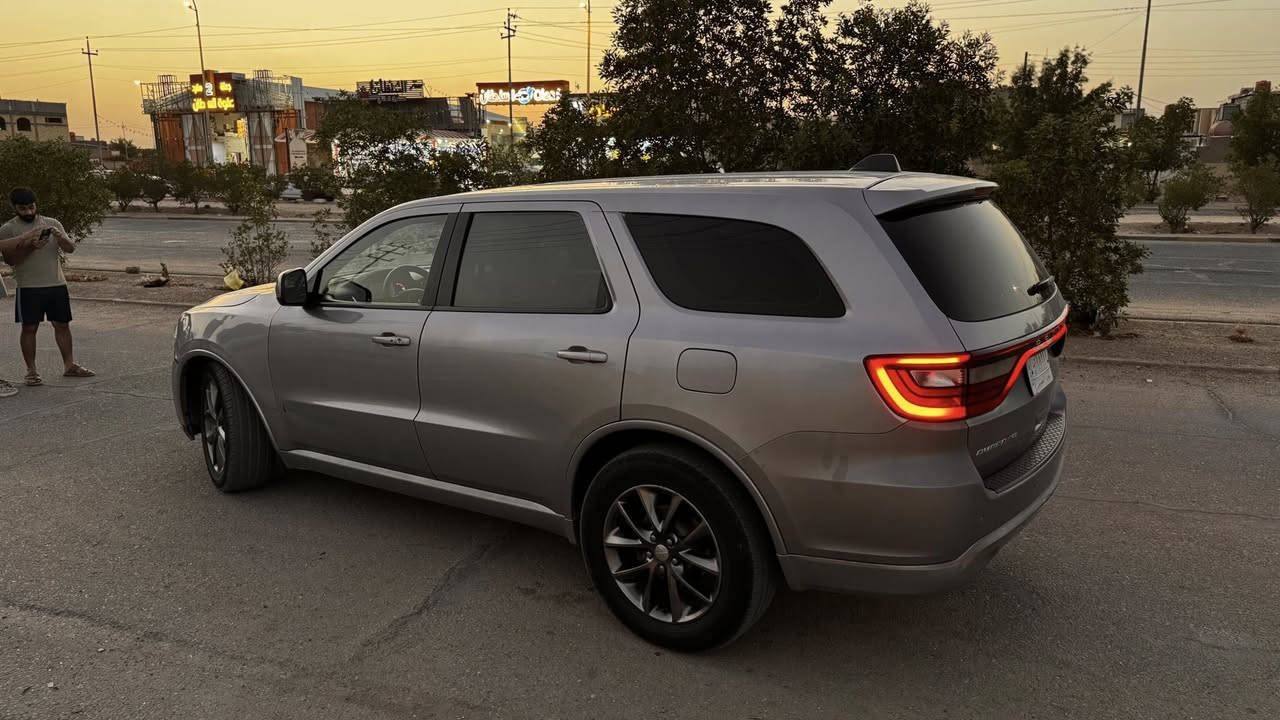 دورنكو 2014
V6
كير ماوس +شفتات تحكم استيرن 
كشن كهربائي 
وارد أمريكي 

+964 770 497 2261الرقم
السعر : 175$ بيها مجال بسيط

