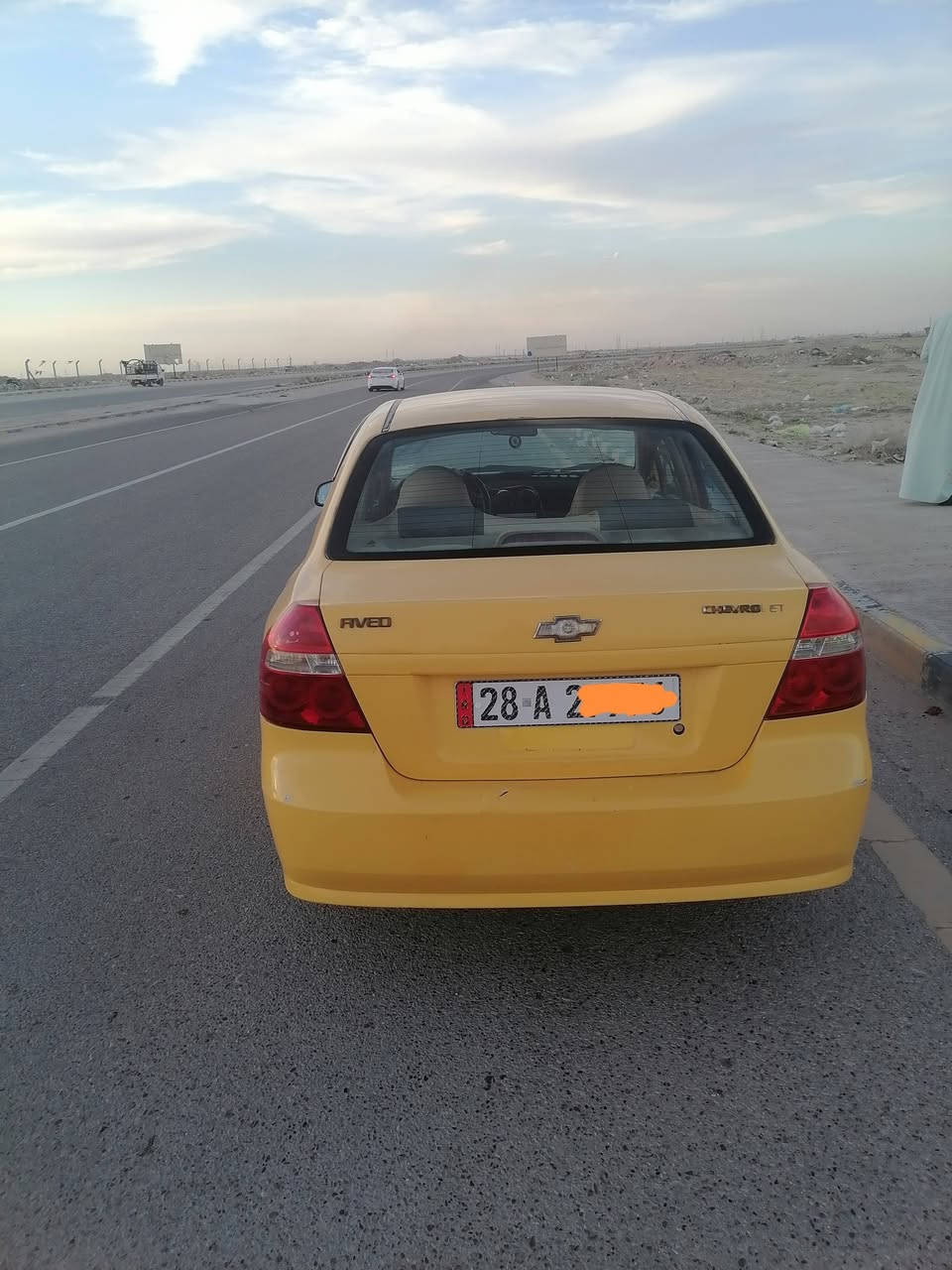 سلام عليكم افيو مديل ٢٠٠٩ بسمي مصفره هيئه وغرامه اتصال ***********
