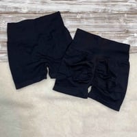 شورت رياضي نسائي • رفع الأرداف • فري سايز ٤٠-٨٠ كغ