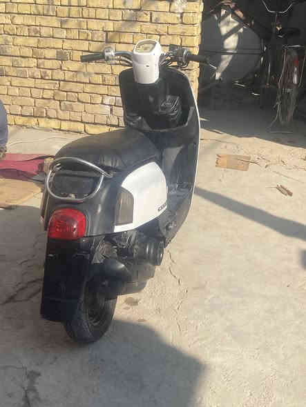 مكاني سوق الشيوخ دراجه بوليس مامفتوحه بلاد 49 شغاله سلف هندر كهربائياته كامله سعره 700 رقمي ***********
