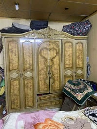 غرفتين • مع دواشك • للبيع