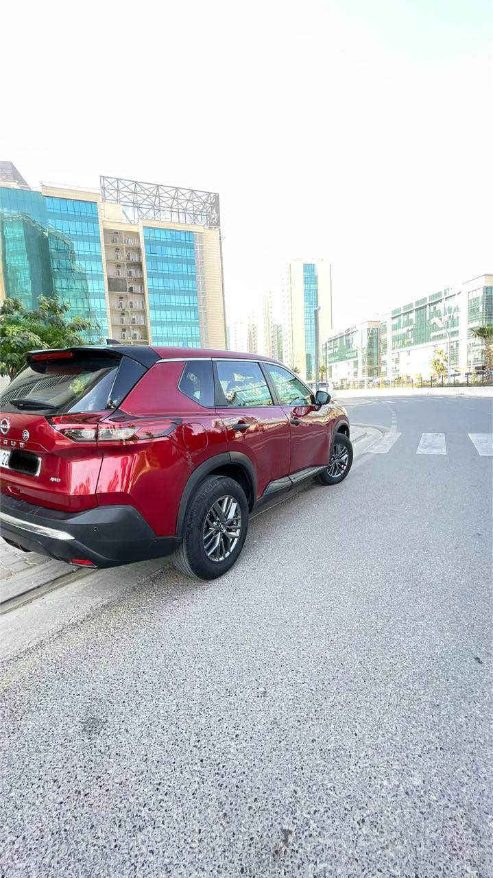 نيسان رؤگ 2022. سئ پستن دووپارچةي  سبوغة پيش و پشتي كةپسة رةقةم و سةنةوي نوئية گئرو مةكينة بةشةرتة سعر 145$ وةرةقة ژ.م *********** أربيل, العراق
