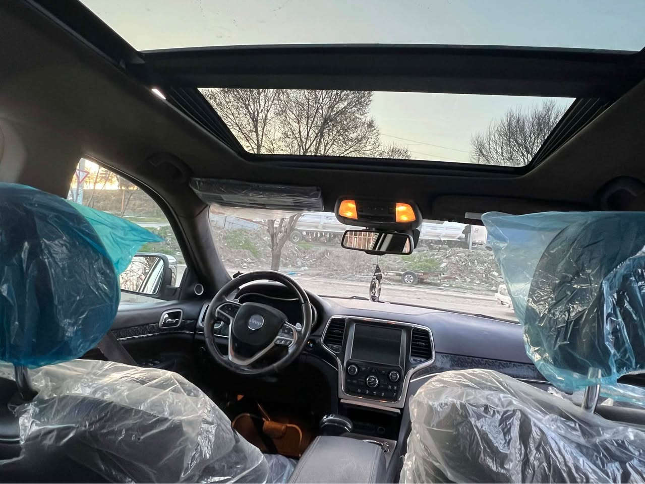 موديل٢٠١٩براوه
سه ياره كه فول ماسه فاته
پانورامايه ده بله كانى جوپن
سندوقى جه كه فول ماسه فاته
سه ياره كه تازه داخيله زور خاوينه 
ده بل ئه كسلى هه مو كيانى به شه رت 
ده عمو ليداني نيه سه ياره كه يه ك دينار مه سره فى بشدار, السليمانية


**إذا كنت صاحب هذا الإعلان وتريد حذفه لأي سبب، رجاءا أرسل رسالة إلى الدعم الفني**