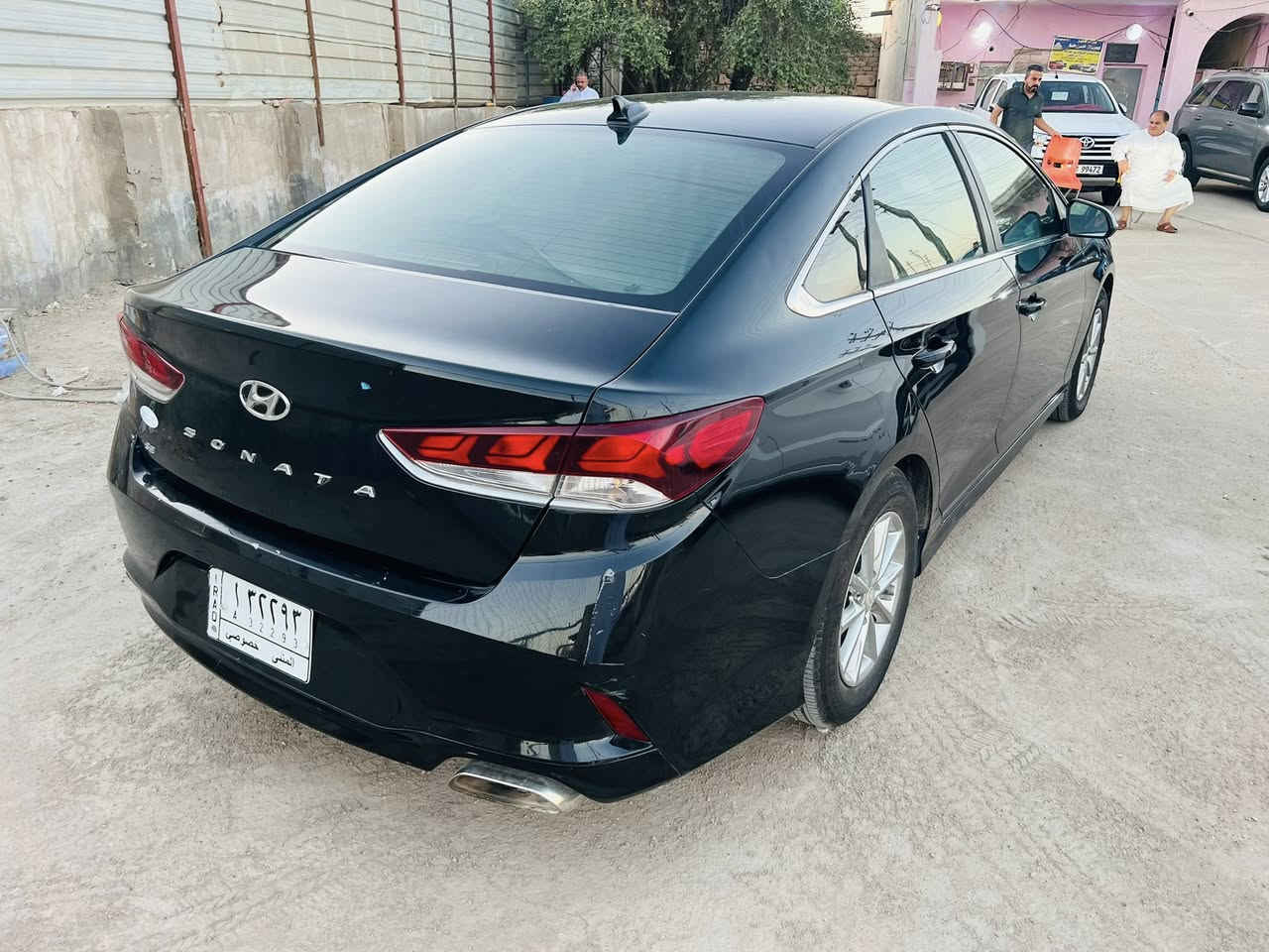 السلام عليكم سوناتا موديل 2019 وارد أمريكي حادث جاملغ فقط والبنيد نفسه بلادي بس مفتوح جارد ومغلفه تغليف رقم مثنى معوقين بعد 5 اشهر وتصير حره عندي وكاله عامه بيها سياره جديده جاهزه مال بيت السعر 125 وبيه مجال للشراي 
مكان السياره البصره القرنه
 للاستفسار الاتصال/  ***********
