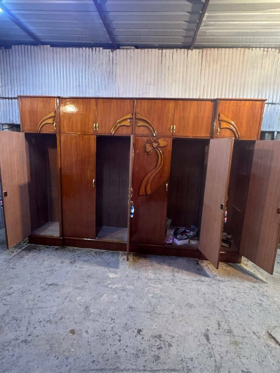 غرفه صاج تزكام لحجز خاص لأسرع🍁🥀
سعر مناسب جدا 650
توصيل بكروه عنوان الأمين الثانيه للحجز والاستفسار وات ساب ***********
