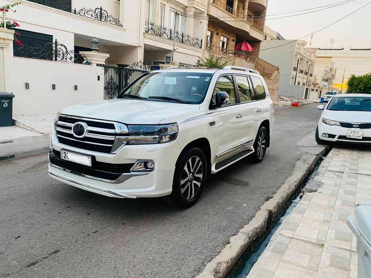 GXR        V6
‎سعر     48000 
‎موبايل  ***********

‎ جكساره موديل 2018    شركة جيهان مكفول بدون صبغ  بها مكانين تكحيل بسيط فول مواصفات كشنات جلد وثنيهم كهرباء كشن سائق ثلاث دگم ثمانية إرباگ تشغيل عن بعد بخاخ لايت ماشي 68000 داخلها ١٠٠٪؜ نضيف محرك مامفتوح السيارة جديد دعامي للدعامي بشرط مابه اي النقص بصمتين شركة موجود رقم والفحص والهزه والسنوية جديد حتئ  2030 سعر 480  السنوية بأسمي موجود بأربيل
