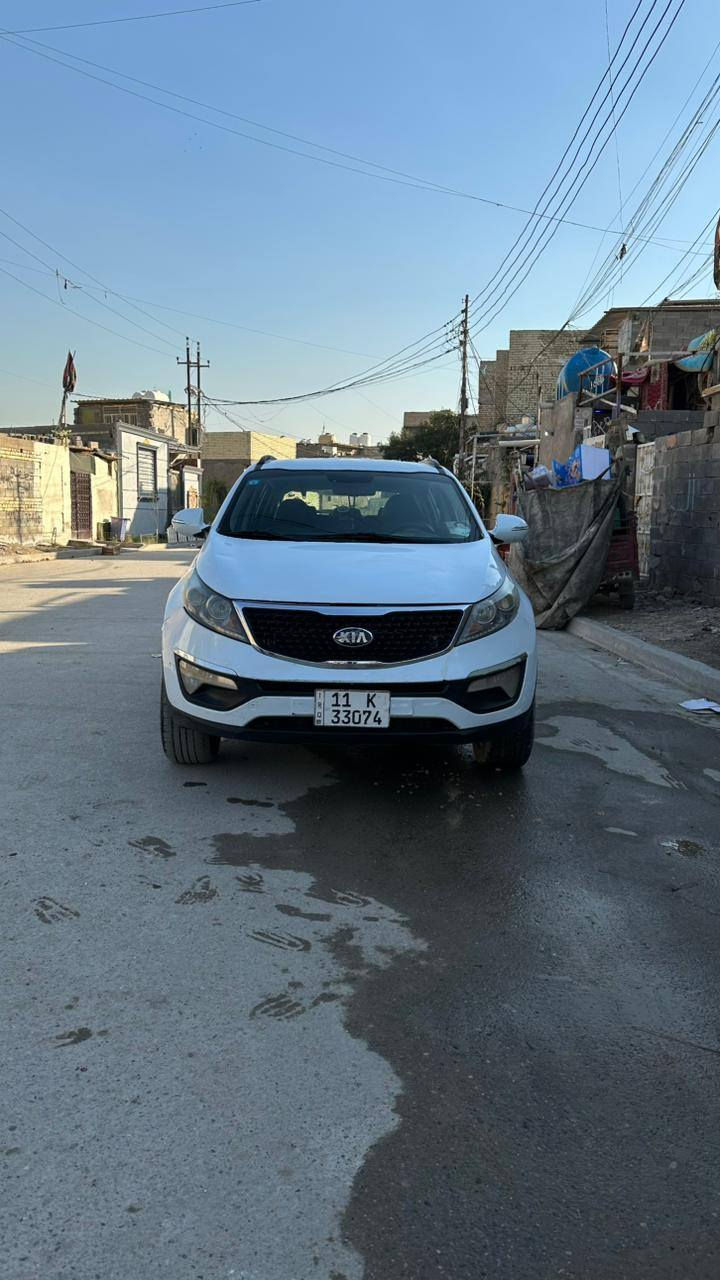 من رخصه الدمن كياسبورتج موديل2015 للبيع سعرها ١٤٥ او بيهه مجال للطيبين الستفسار ع الرقم ***********
