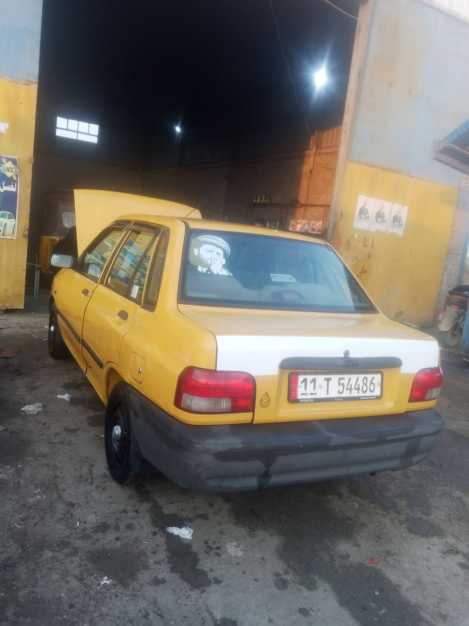 سلام عليكم سايبه 12  بيه تكحيلات دوشمه جديده تبريد شغال تخم تاير جديد مكينه وكير كفاله رقم انكليزي بسمي سياره حلوه ونضيفه سياره جاهزه من كلشي مكاني ناصريه سوق الشيوخ
السعر 30وبيه مجال 
رقم ***********
