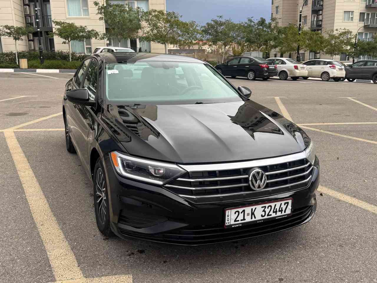 بە ناوی خوای گەورە 

جیتا 2021 S 
تەنها 40 هەزار ڕۆشتووە
نیو چەمەلخ و بۆنیدی بۆیاخە
سارد و قوپاوی نییە ڕەسمی دەعمەکەم داناو 
مەکینە 14ی تۆربۆ مەڕغووب هەموو گیانی لە سەر دەقی شەریکە ماوەتەوە لۆک لۆکە گێڕ و مەکینە بە شەرت بێ عەیب بێ کرانەوە بێ تەقەو ڕەقە مواسەفات ئیکۆ شاشە هاندبرێکی بەسمەیە ئۆتۆ ستۆپە لیدی لایت ویل کەپ کامێرا هەر چوار لای ڕادارە ئاوێنە هیتەرە 8 گێڕ و گێڕ سپۆرت کار پلەی پێش و دوای لیدە تەحدید سورعە و سوکان ڤۆلیۆم زۆر مواسەفاتی تر 
شوێن سلێمانی 

3VWC57BU1MM067018

*********** السليمانية, العراق
