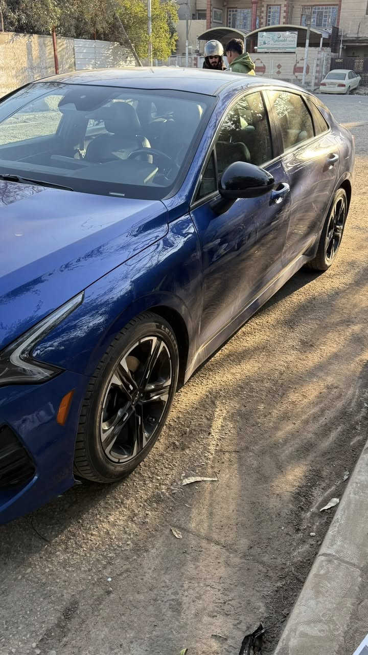 للبيع كيا k5 جي تي لاين موديل ٢٢ معوقين رقم بغداد معروفة مواصفاتها فول عدا الفتحة صور السونار موجودة سعرها ١٥٥ بغداد حي الاعلام 

***********
