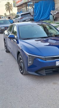 وبركاته  كيا  k4  وارد امريكي بدون حادثه وبدون ايرباك وبدون تبديل وبدو...