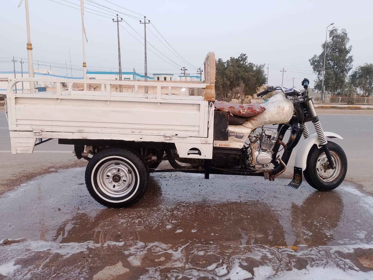 سلام عليكم للبيع مديل 15 رقم نكليزي توه معمره كله جديد سعر خاص مكاني ناصريه مركز   ***********
