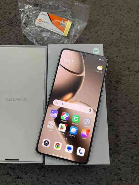 جهاز شاومي 14 تي برو نضافه 100 شاشه 144 هرتز اموليد ذاكره 512 الرام 12 معالج 9300 بلاس بوبجي 120 فريم كامره 50+50 من لايكا بطاريه 5100 شحن 120 واط صوت ستريو كامل ملحقات السعر 450 المكان ناصريه حبوبي قرب الوطني *********** ناصرية
