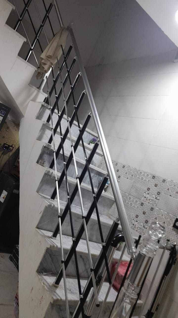 #يالله-توكلنا-ع-الله
بيت للبيع 100متر
طابق ونص 5×20 جمعيات

طابو صرف

الأولى ب 6 الاف خلف شارع20

 الطابق الأول
 استقبال ومطبخ وصاله وصحيات وغرفه
الطابق الثاني
غرفه وصاله وصحيات

سعره108وبيه مجال سعر مناسب 

الاتصال ع الارقام التاليه أو مراسلتنا عبره الواتساب 

***********
***********

#ملاحظه"لدينا جميع البيوت والقطع الأراضي بأسعار مناسبة 

#وجاهزين" لعرض عقاركم عندنا
