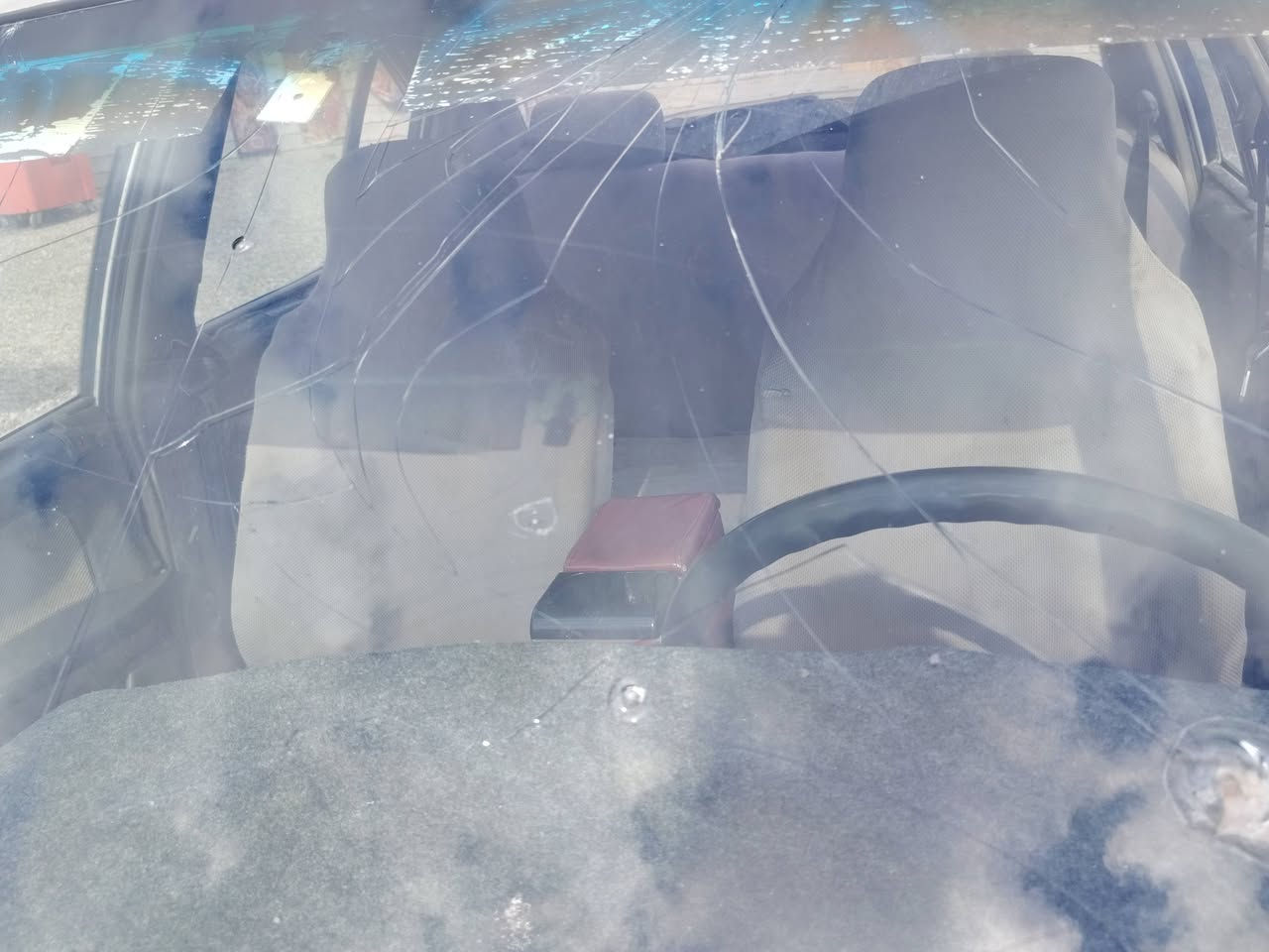 السلام عليكم يوجد اوبل اوميكا موديل 88 رقم الماني نينوئ  سنويه عضم عاج مجدده لل27 دفتر بانزين  صدر تايرات  اربع جدد  محرك جديد  كلج كير اكسل  شرط سلف داينمو كلو جديد عنبار كلج جد كهربائيات كويل جديد دسكات جدد   تدفئه  كهربائيات. دوشمه  السعر27 وبيه مجال اتصل علرقم الرقم ‏‪***********‬‏
