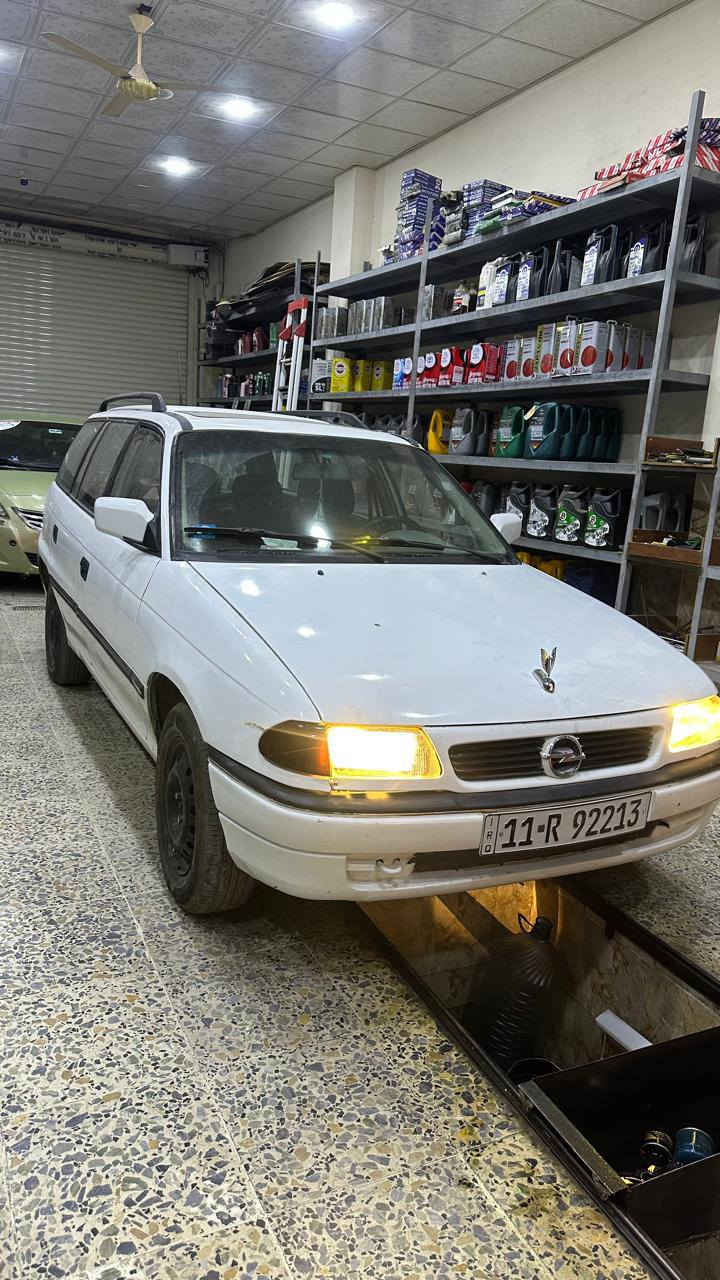 استرا للبيع رقم بغداد دولي رفيع تخم اطارات جديد محرك 16جديد شدينا كهربائيات كلها جديده لايت زيلون وشاشه اندرويد قفل مركزي سعر 45 ولي مجال *********** كركوك, العراق
