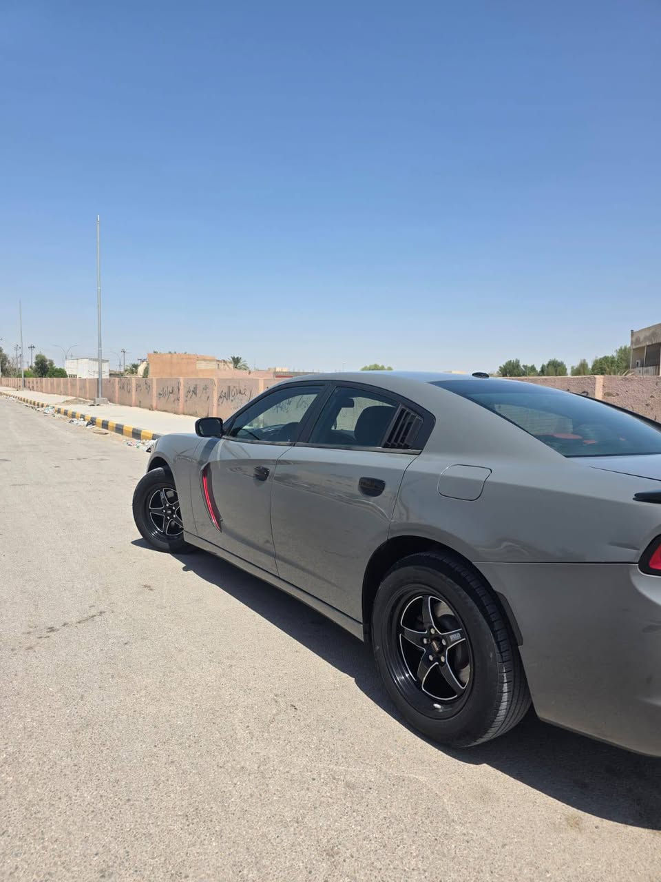 للبيع جارجر SXT سمنتي
موديل 2018  وارد كندي تقرير غرق بدون نسبة
مكفوله
بدون ضربه ولا ايرباك بارد قليل بالجاملغ الامامي 
شاشة جبيرة 
كشنات جلد اصل شخط مابيهن
تخم تاير وويل جديد 
حدادية جديده توني مسويها من الطول للطول ب950 
6سلندر / تو ويل
بغداد تحويل مباشر 
محرك كير تدفئه تبريد شرط ماشية 151 الف كيلو 
السونار مرفق مع الصور
مكان السياره شطره
السعر 215 وبيه مجال 
***********
