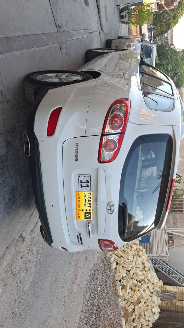 للبيت سنتافيا ٢٠١١ خليجي
محرك ٦ سلندر 
رقم بغداد انكليزي 
هزة وارقام وسنويه جديده 
صبغ فقط دعاميات
المواصفات 
فتحة 
بصمه 
كراسي جلد 
كراسي كهرباء 
تبريد ٣ قطع 
شاشه كاميرا
حساس خلفي 
صدر امامي خلفي جديد 
باتري جديد 
منظومه تبريد جديد
السيارة جاهزة بدون اي نقص
للاستفسار ***********
مكانها شارع فلسطين
