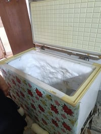 ثلاجة • للبيع