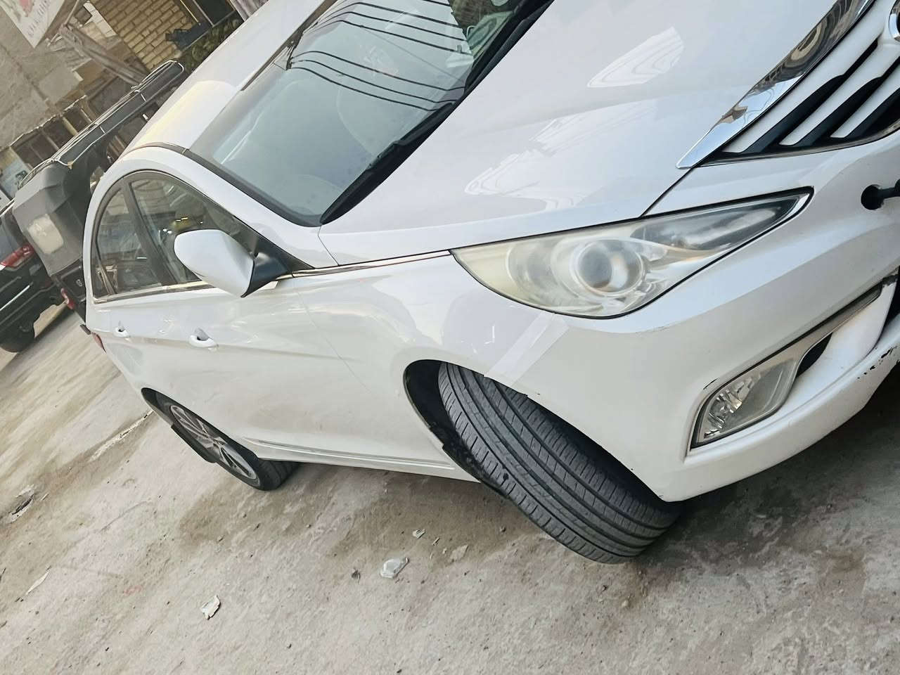 السلام عليكم سوناتا ١٥ رقم بغداد انكليزي كفاله عامه  السياره فول عده الفتحه تحكم ستيرن شفتات جهتين تبريد قطعتين مري شفط كأمره حساس خلفي محرك ٢٤٠٠ دوش المرغوب تخم تاير حداديه جديده تبرير خير من الله سياره جديده خير من الله الاستفسار اتصال ***********
