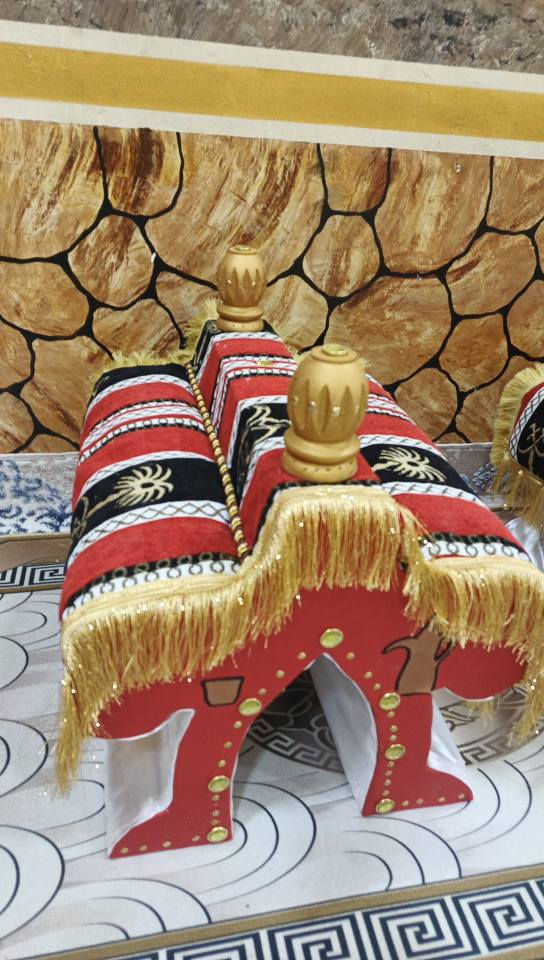 تكيه ديوان عربي قماش سوري خشب ١٨ملم معاكس اسفنج ربل تغليف جلد وتنجيم،، *********** عمارة, ميسان
