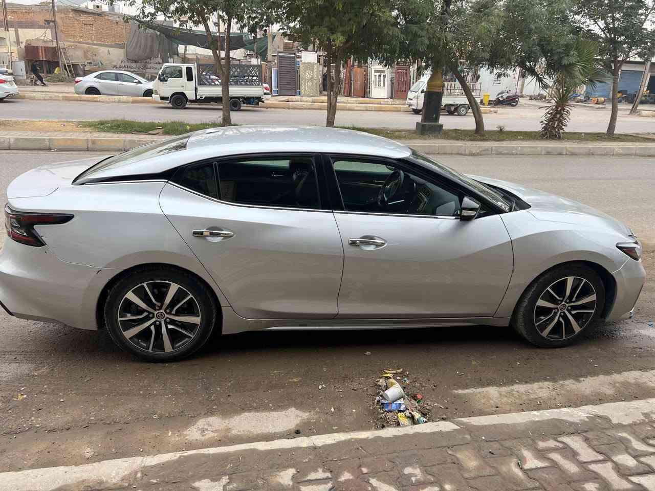 سلام عليكم من رخصت الادمن مكسيما موديل 20 محرك 6 SV فول مواصفات بدون رقم لن جانت متروكه السعر 90 وبيه اوراق كامله داخله ضرر منفيس صلاح الدين يعني تترقم صلاح الدين أو بغداد للاستفسار ***********
