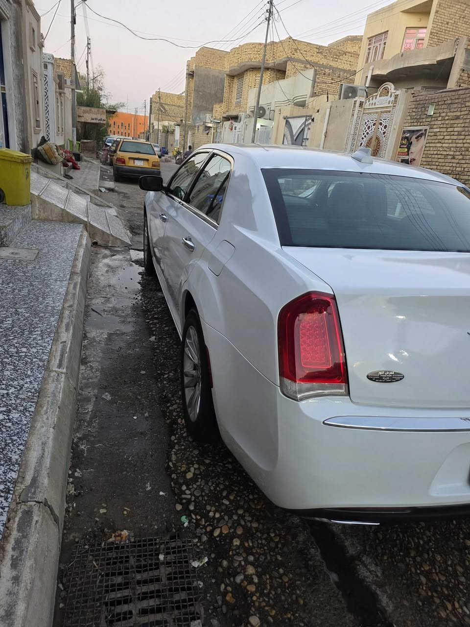 السلام عليكم ورحمة الله وبركاته
كلايسلر لمتد 
موديل 2018
فول مواصفات  عده الفتحه
1-بصمه 
2- تشغيل عن بعد
3-كشنات تدفئه تبريد
4-تو ويل 
5-شاشه كار بلي
6-محرك 3.6(V6) ✈️ 
7- كاميرا
8-كير ماوس 8 سرعات 

مكفولة كفالة عامة ((كلين تايتل))

 
 تبريد وكير و مكينه و حدادية كارتون
مكان السيارة  العماره ميسان مركز
 السعر 270

للأستفسار اكثر 
هـ:*********** بي واتساب
