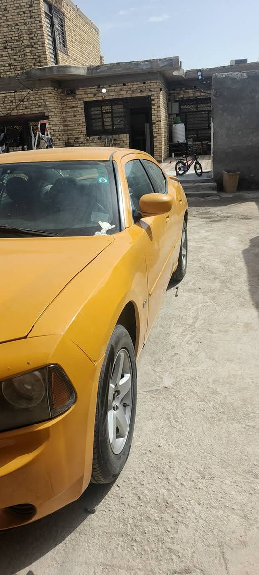 جارجر ٢٠١٠
خطهه كربلاء بغداد مكاني ديوانيه سنويه ورقم وهزه جدد صبغه جديده تخم تاير حداديه وكاردن جدد بيهه جاملغ امامي 
السعر ٩٠ تريد وكاله او تحويل 
***********
