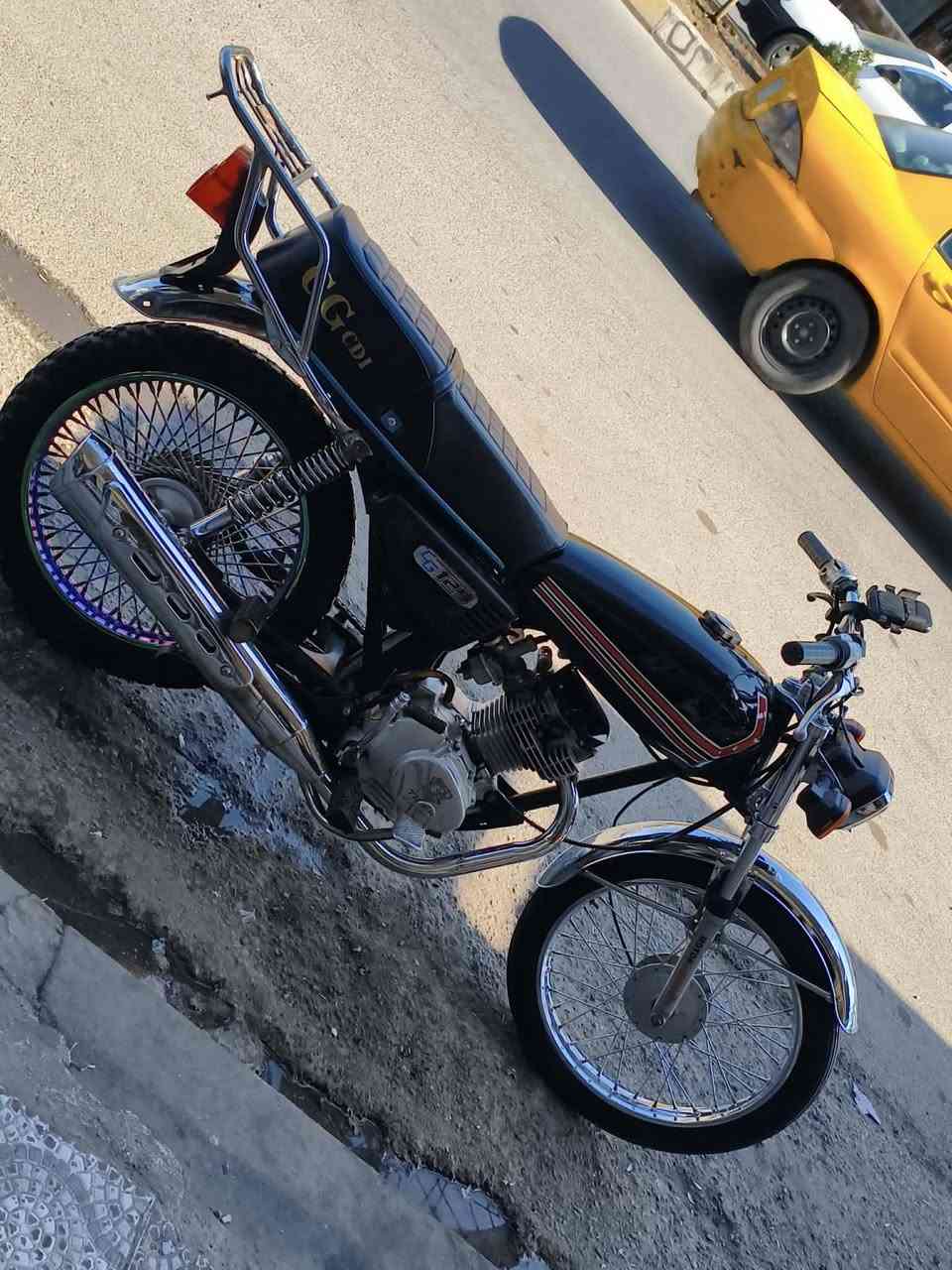 نامي موديل 19 محرك مفتوح والباقي كل عيب مابي بشرط سعر275
***********‬‏ رقمي
