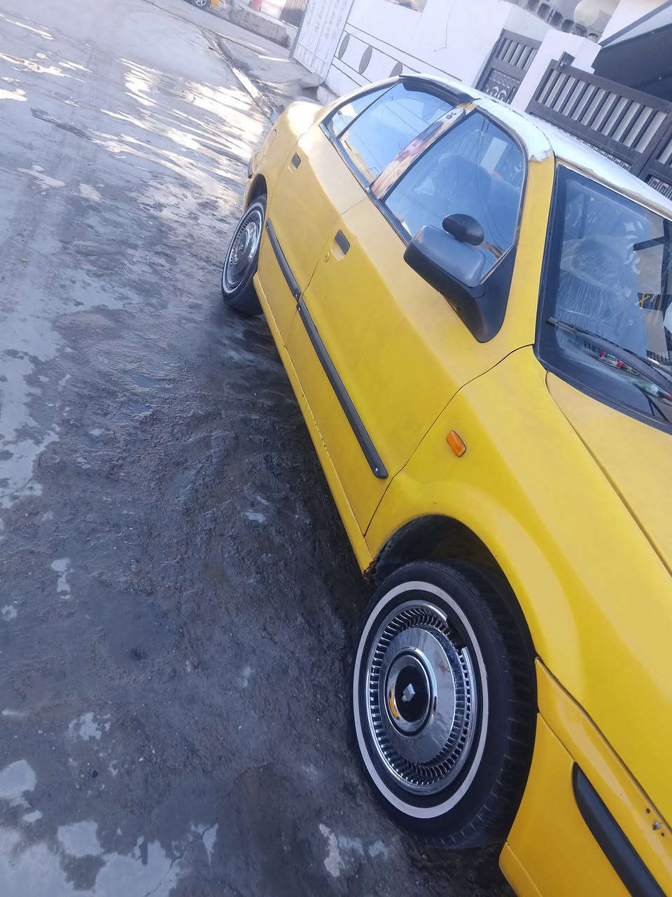 سمند 2011كير مكينه نضيفات شرط تحويل ثاني يوم سياره يحتاج صدر شويه تعبان وتايرات انزلك من احسابه كهربائيات كله شغاله قفل مركزي السعر25وبيه مجال ***********
