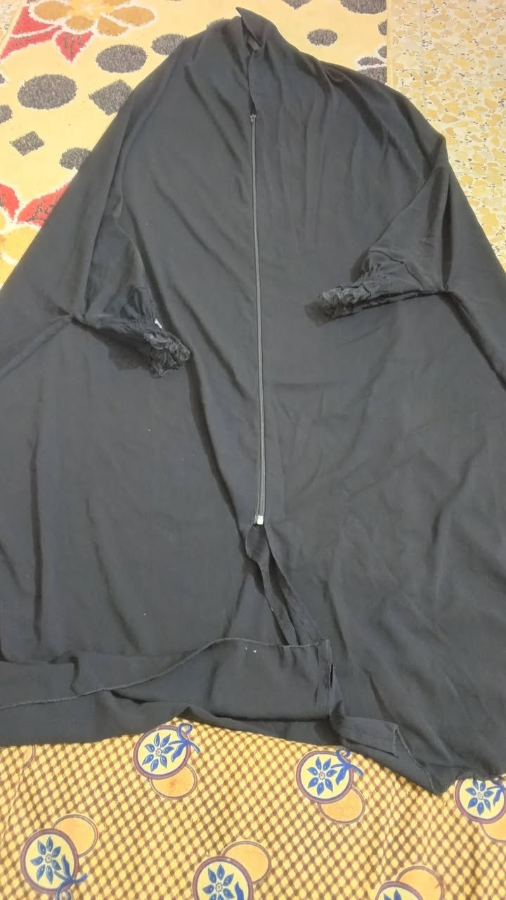 للبيع عبايه عدد 2
نضيفات كلش
وحده حجم لارج
وثانيه ميديم
ثنينه ب30الف


**إذا كنت صاحب هذا الإعلان وتريد حذفه لأي سبب، رجاءا أرسل رسالة إلى الدعم الفني**