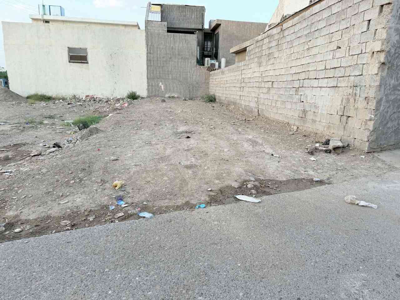 السلام عليكم
تتوفر قطعة ارض 
مساحة 200متر ((واجه 8 نزال 25))
سند زراعي 25
تحويل مباشر 
عنوانها 
قرب البزل ((قبل البزل)) شطيطة وعبارة 
ارض داخل الولاية تعتبر 
للاستفسار اكثر التواصل
ع الماسنجر


**إذا كنت صاحب هذا الإعلان وتريد حذفه لأي سبب، رجاءا أرسل رسالة إلى الدعم الفني**