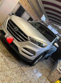 توكسان ٢٠١٨ • ماشي ٦٤٠٠٠ • حادث بنيد