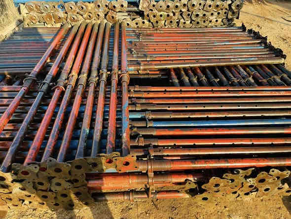 للبيع جكات + بلاويد + سير  /سعر مناسب ***********
