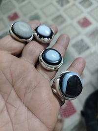 خمسة خواتم • أوزان ثقيلة • بغداد