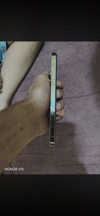 آيفون ١٢ برو ماكس • ذاكرة ٢٥٦ • بطارية ١٠٠٪