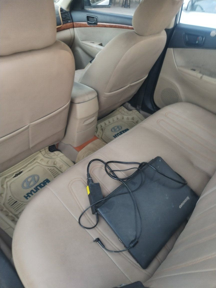 سوناتا خليجي موديل ٢٠٠٩
بيها قطعه تبديل واحده نفس اللون بدون صبغ
شاشه كامره كشنات جلد رقم بغداد انكليزي هزه ما منتهيه
مكينه 2400
مكان السياره بابل
للاستفسار
الاتصال ***********
***********
