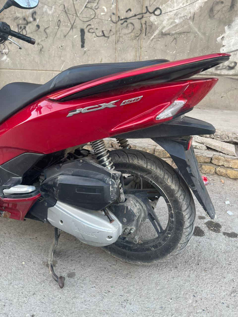 شباب دراجه بيسي اكس جيل ثاني ياباني مكينه 150 حرف اي كل نقص ما بيهه السعر مليون وخمسميه وخمسين بيها مجال قليل ***********
