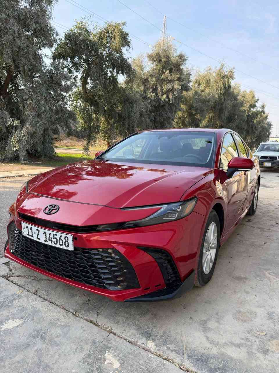 االسلام عليكم 
كامري هايبرد
2025 دخول جديد رقم بغداد
مكينه2.500 بانزين و هايبرد HEV 
فئة ال Le ماشيه 33 الف ميل
حساسات
تحكم ستيرن جهتين
رادار امامي
رادار جانبي
قياده ذاتيه
كروز سرعه
مانع انزلاق
مانع تصادم
حساسات ضغط الاطارات
بك لايت لد   LED
لايت زنون امامي بلادي LED
ويل 18
محدد مسار
تصحيح مسار
حساسات ستيرن التنبيه  
مودEV
اوتو هولد
 بصمه
3أنظمة قياده ECO / Normal / Sport 
قطعتين تبريد
سايد بريك بصمه
نضامGBS + خرائط
اوامر صوتيه وتسجيل صوتي
كامره خلفيه
منافذ تايب سي 
شحن لاسلكي 
وبعد بيها مواصفات معروفه
تحويل ثاني يوم 
سعر194بيها مجال شي بسيط
مكانها  صلاح الدين سامراء 
‏  التواصل عبر الاتصال فقط ووتساب ***********  
ضرر امامي وبيها ملاحضات بسيطه 
ورقم الشاصي مرفق ب صور
