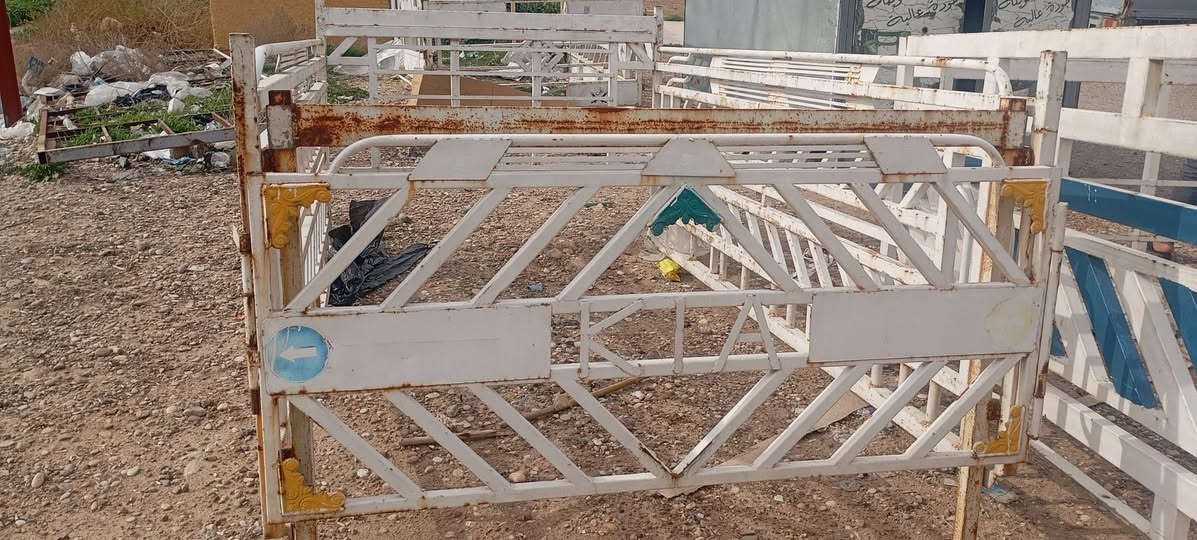 محجر فحل للبيع نضيف لا اخياسات ولا لحيم كامل شبجه + سيبايه السعر 400 وبي مجال عنوان بغداد *********** بي واساب
