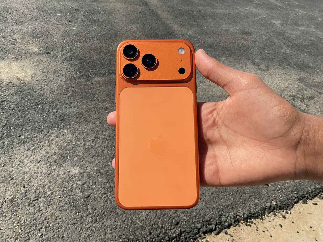 السلام عليكم ايفون 17 برو ماكس مستخدم (3ايام فقط)شبة اصلي يعني احسن نوعية بل سوك ملحقاتة كامة شاحنة وكفر وكارتون سعرة 180 وبي مجال المكان كوت حي الجامعة


**إذا كنت صاحب هذا الإعلان وتريد حذفه لأي سبب، رجاءا أرسل رسالة إلى الدعم الفني**