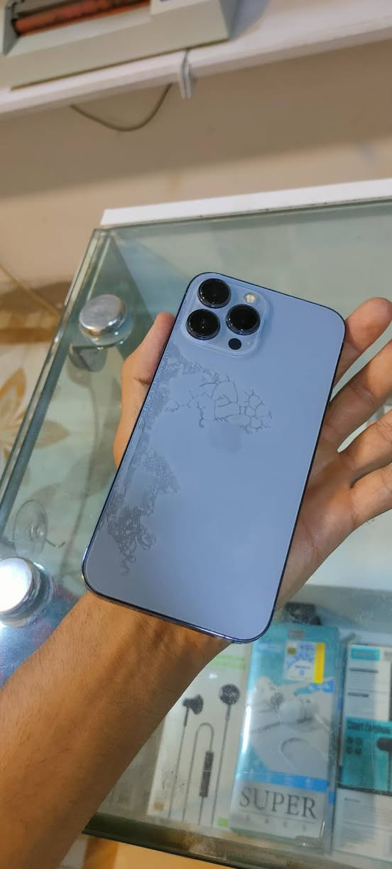 ايفون 13برو ماكس
لون بحري

ذاكره 256

نموذج m

تك سم

نضافه فول 

بطاريه مبدل91 اصلي شرط معه الضمان 

الجهازشرط الحاسبه وفقط بطاريه مبدل واصلي 

السعر 600وبي مجال بصيط جدا 
رقمي ***********
