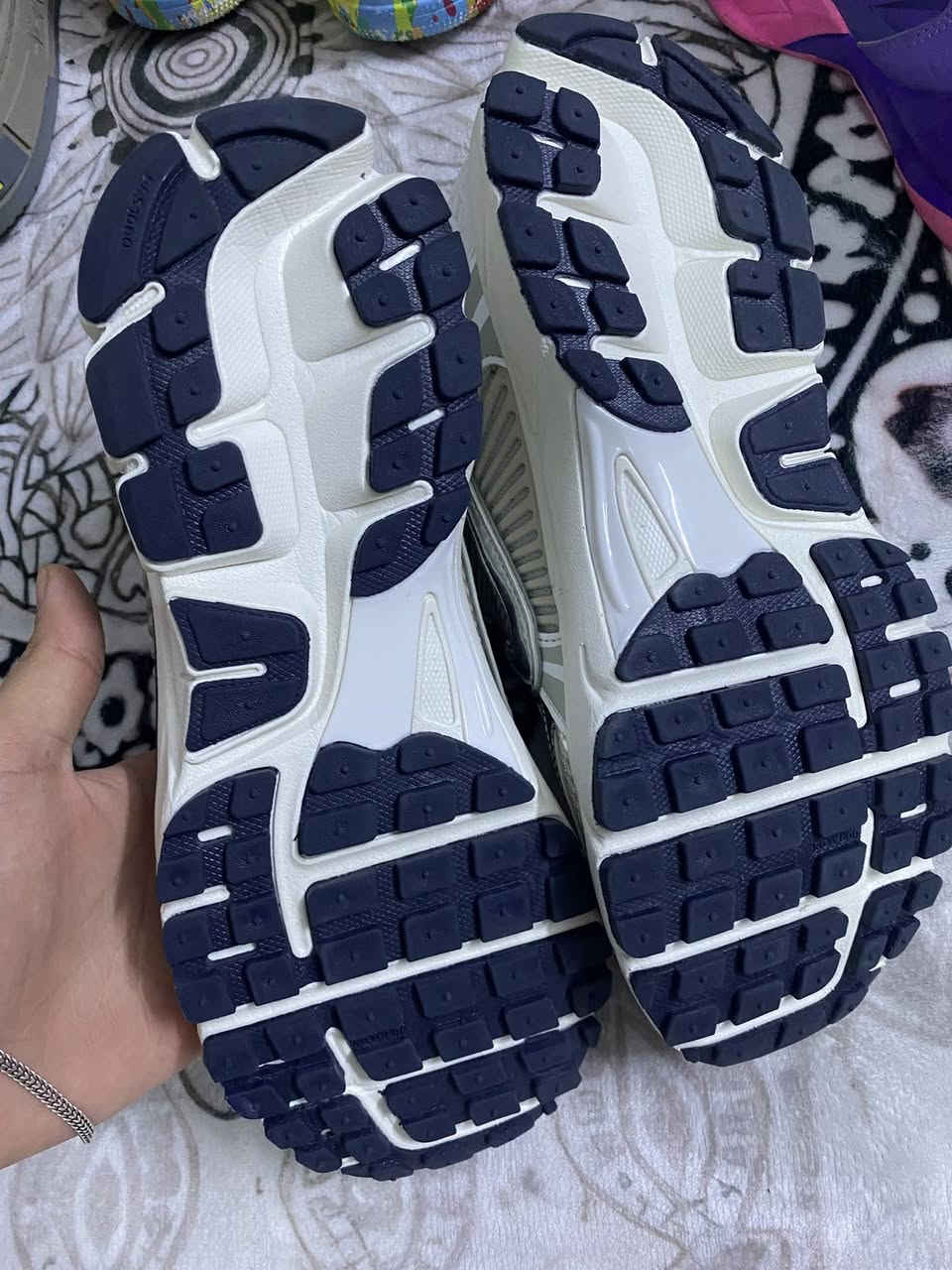 نايك القياس 42 طول القدم 26 ونص ما مستخدم السعر 35الف ***********
