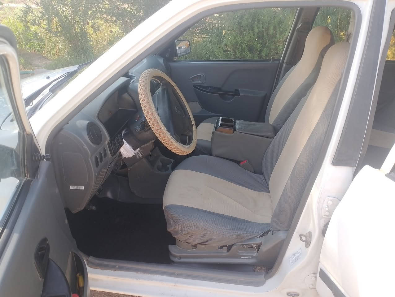 اسلام عليكم سايبه مديل 2015 للبيع السياره مكفوله من الضربه ول تبديل ول كص ول صبغ سياره خير من الله رقم ذي قار مشروع وطني مداور ثاني يوم محرك  لاتنقيص لا تبخير كير مكفول سياره جديده مكان السياره بل دوانيه السعر 35او بيه مجال بسيط للاتصال ول ستفسار اكثر اتصال على الرقم ***********
