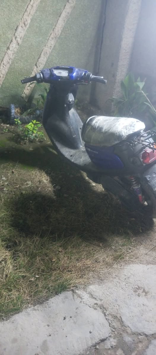 سلام عليكم عندي دراجة ياماها ٦٠ للبيع شغاله مابيها شي بس يرادله ترتيب كهربايات السعر ١٧٥ وبيها مجال مكاني بغداد حسينية الراشديه لتواصل رقمي ***********
