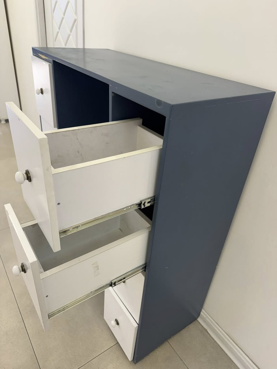 مجرات وملاحق خشب ثقيل جداً وبجودة عالية سكك كلش ثقيلة وتركية للبيع للتواصل
***********
